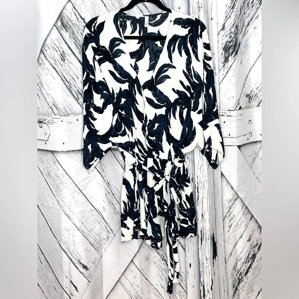 ELAN Black & White Romper/Cover-Up Medium